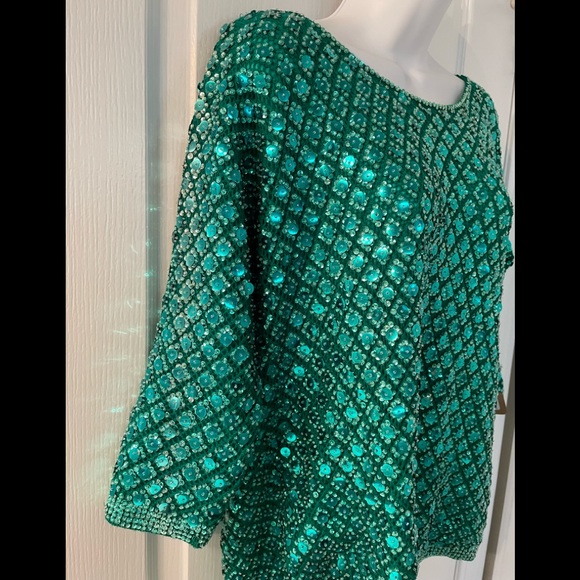 Emerald green sequin top made in Hong Kong vintage 60s size 14 - Picture 2 of 4